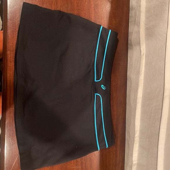 ASICS running skirt - Picture 5 of 5